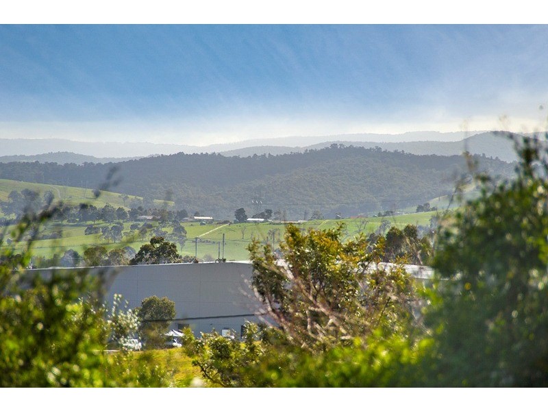 1 Erskine Ridge, Mooroolbark VIC 3138