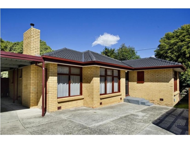 2/11 Charles Street, Ringwood East VIC 3135