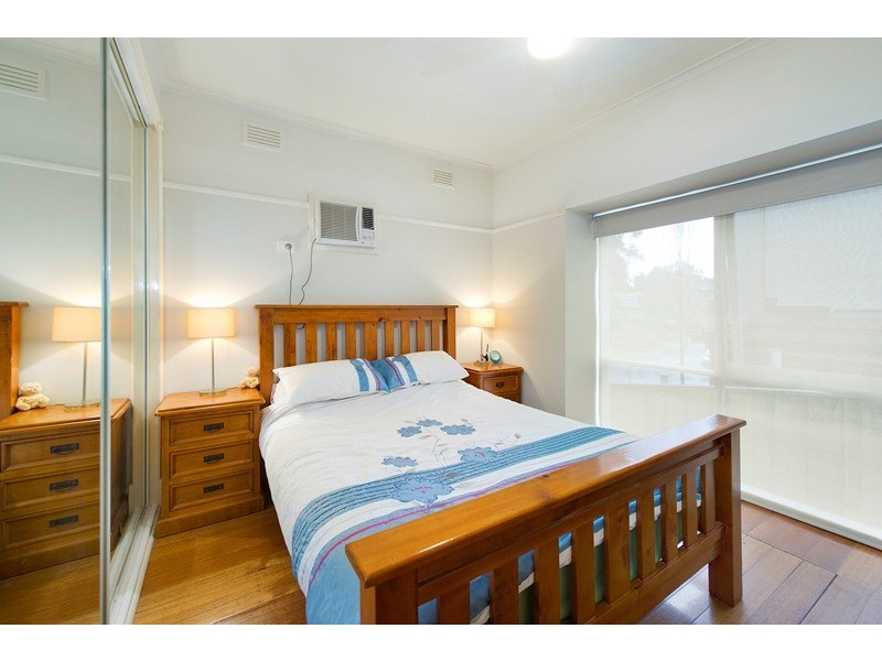 28 Beaufort Road, Croydon VIC 3136