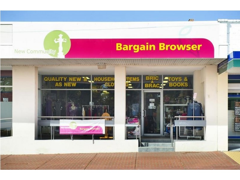 66 Railway Avenuw, Ringwood East VIC 3135