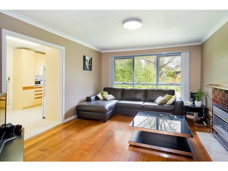 5 Bronhill Road, Ringwood East VIC 3135