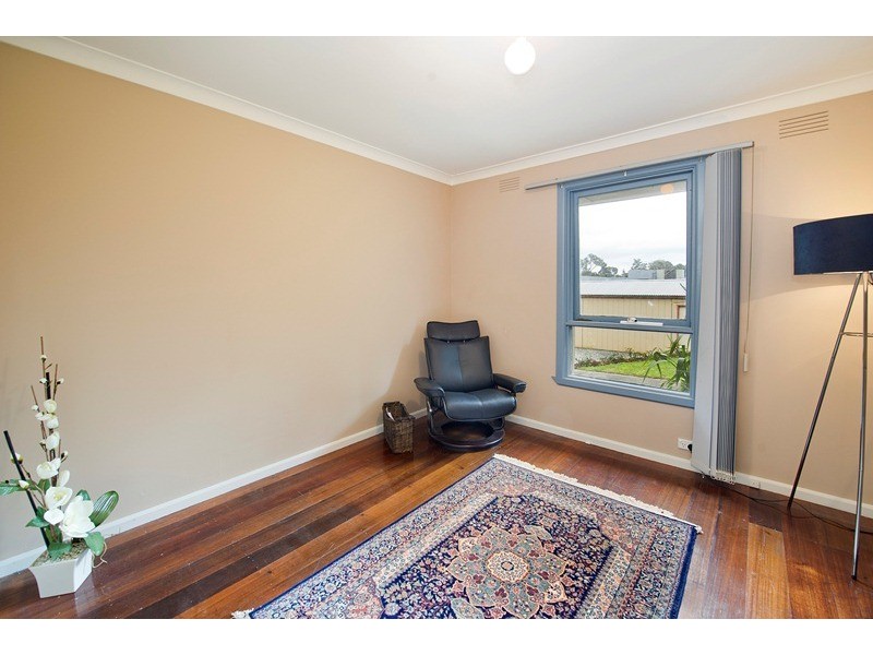 5 Bronhill Road, Ringwood East VIC 3135