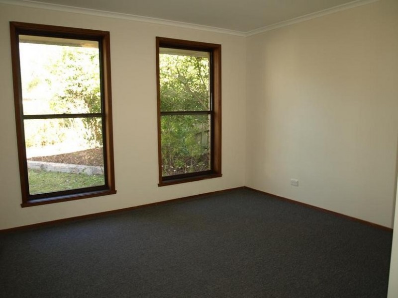1/6 Malcolm Court, Croydon North VIC 3136