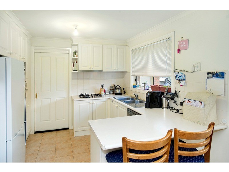 4/2 Alamein Avenue, Kilsyth VIC 3137