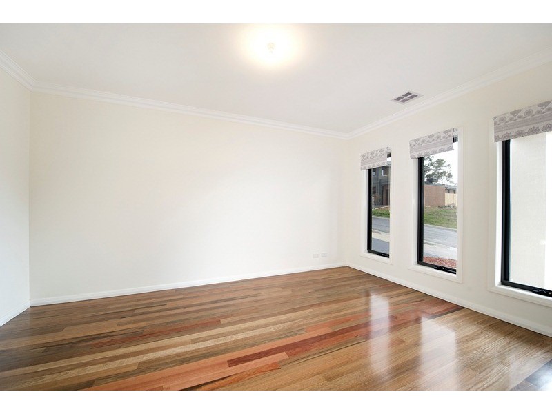 9 Scurry Drive, Croydon VIC 3136