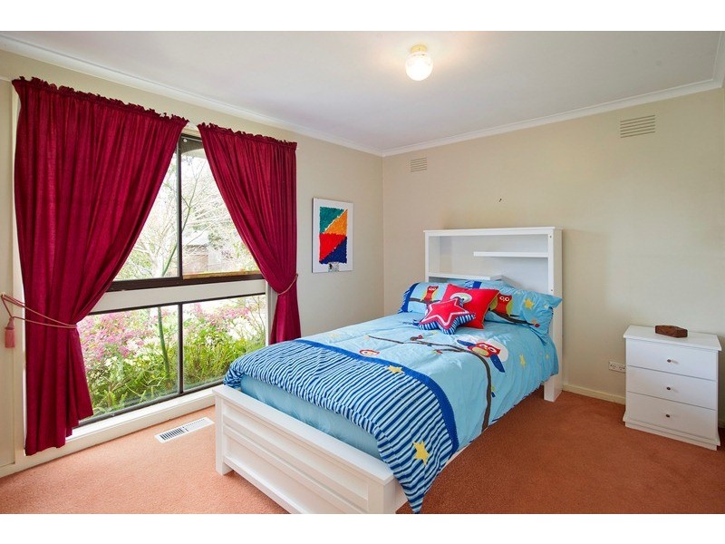 21 Norris Drive, Lilydale VIC 3140