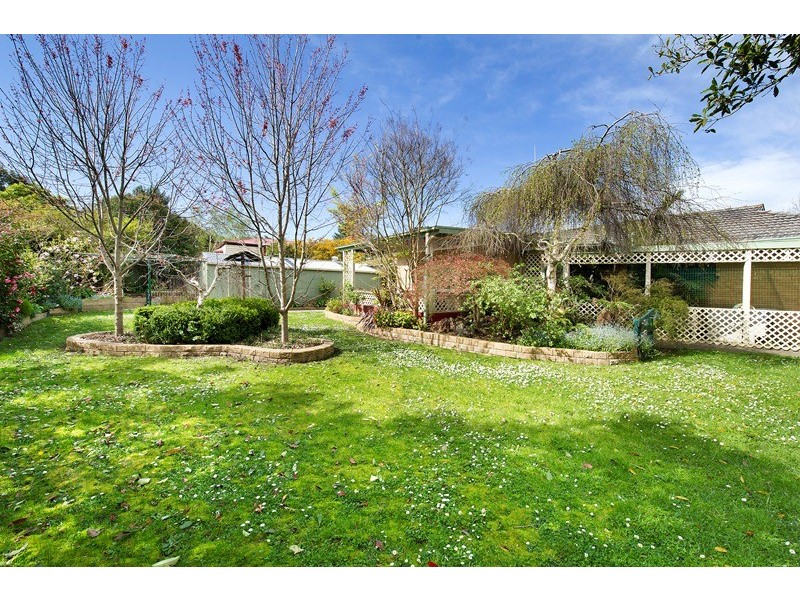 21 Norris Drive, Lilydale VIC 3140