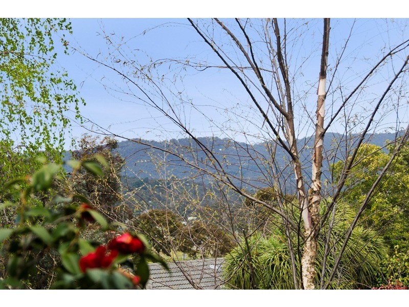 21 Norris Drive, Lilydale VIC 3140