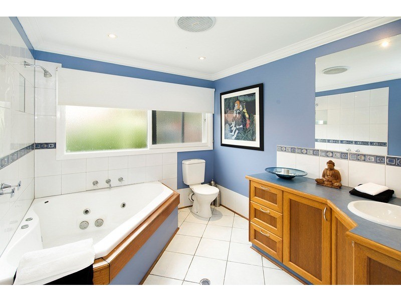 121 Warrandyte Road, Ringwood North VIC 3134