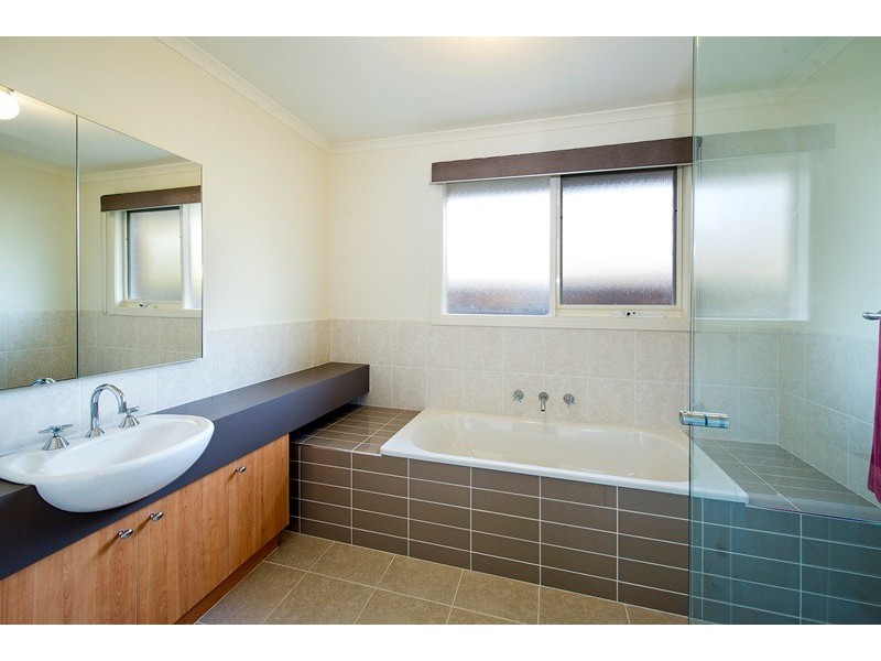 4/9 Braeside Avenue, Ringwood East VIC 3135