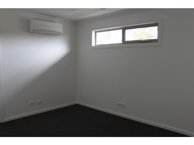 1/63 Exeter Road, Croydon North VIC 3136