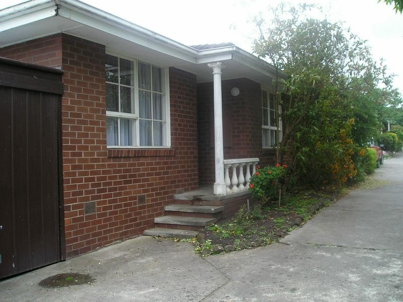 2/13 City Road, Ringwood VIC 3134