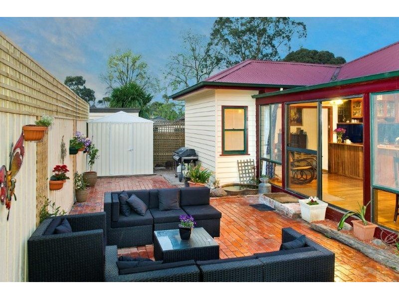 65 Lyons Road, Croydon North VIC 3136