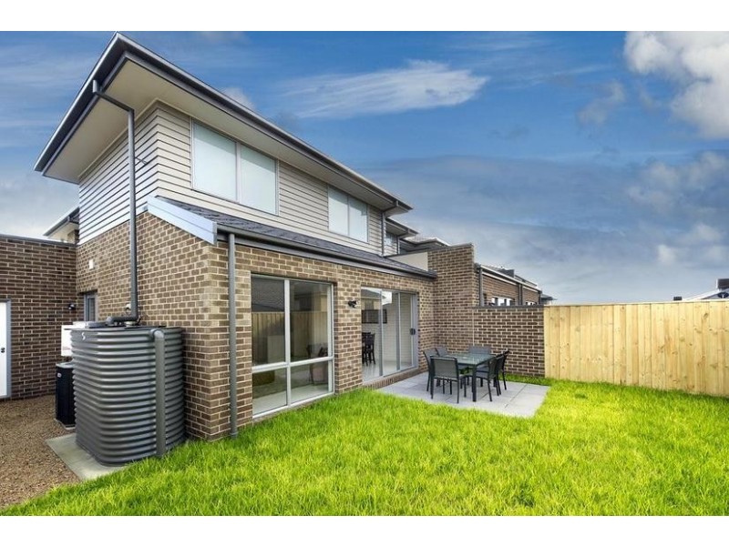 28 Bloom Avenue, Wantirna South VIC 3152