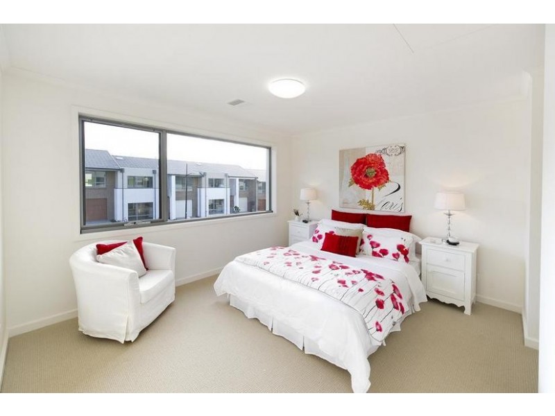 28 Bloom Avenue, Wantirna South VIC 3152