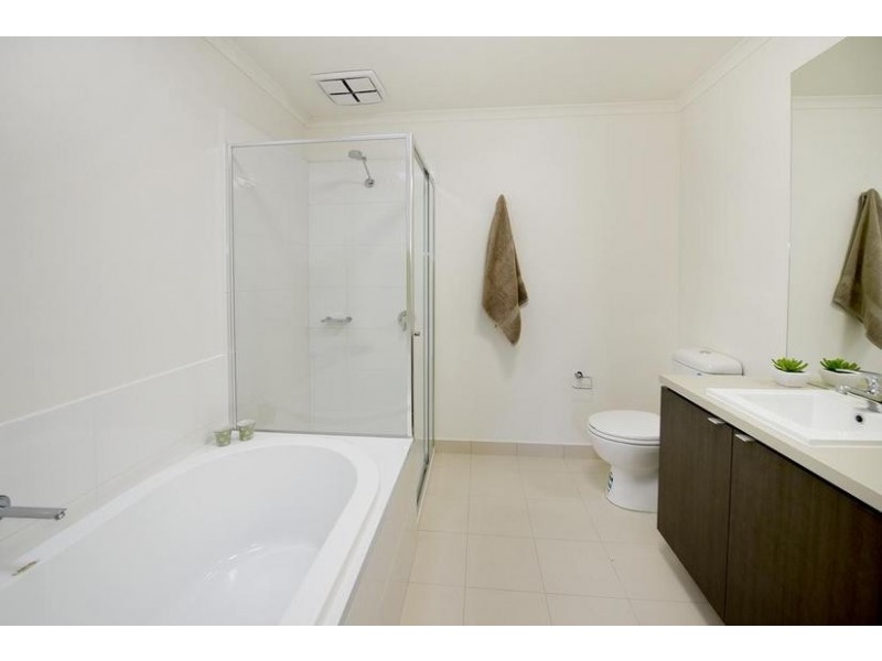 28 Bloom Avenue, Wantirna South VIC 3152