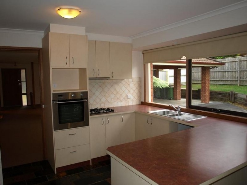 1 Peppermint Place, Croydon Hills VIC 3136