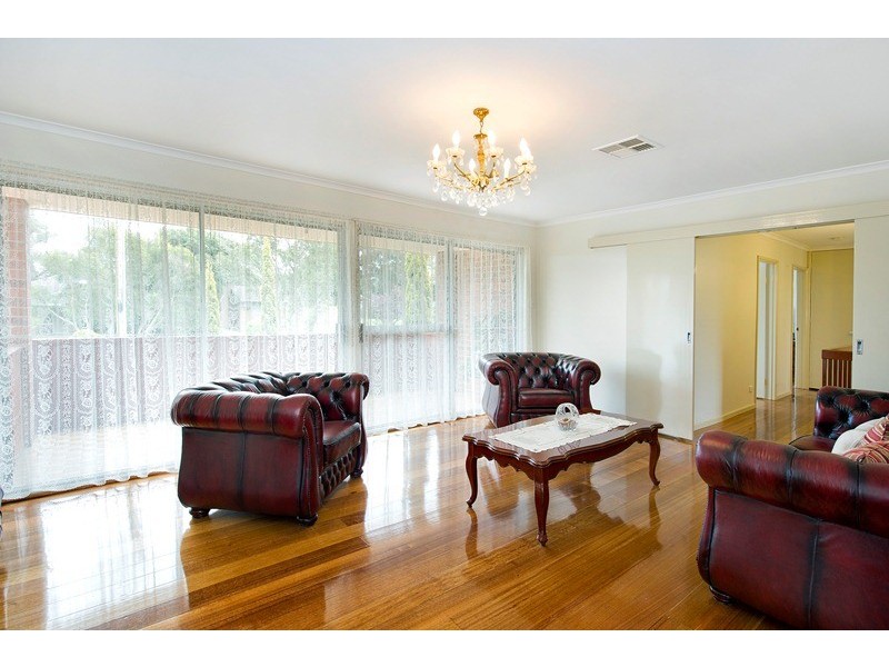 8 Cormistom Road, Ringwood North VIC 3134