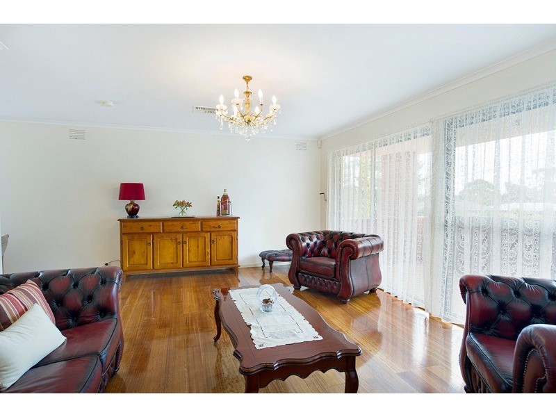 8 Cormistom Road, Ringwood North VIC 3134