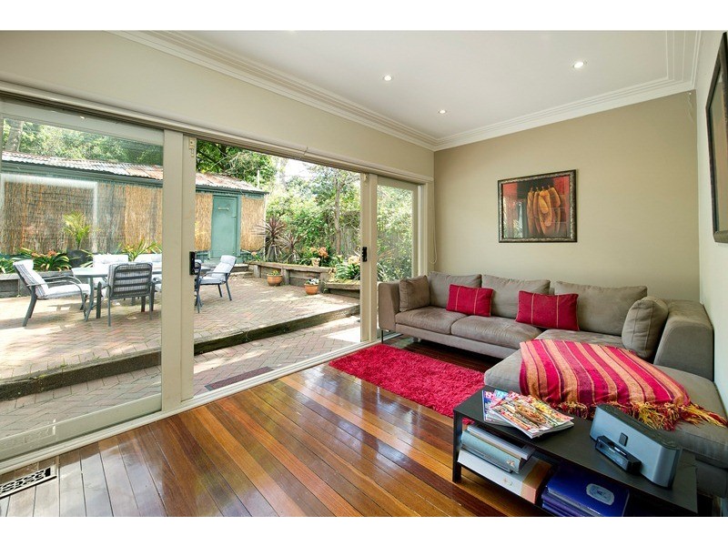 16 Vasey Concourse, Ringwood East VIC 3135