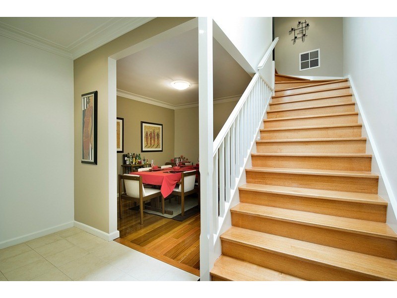 16 Vasey Concourse, Ringwood East VIC 3135