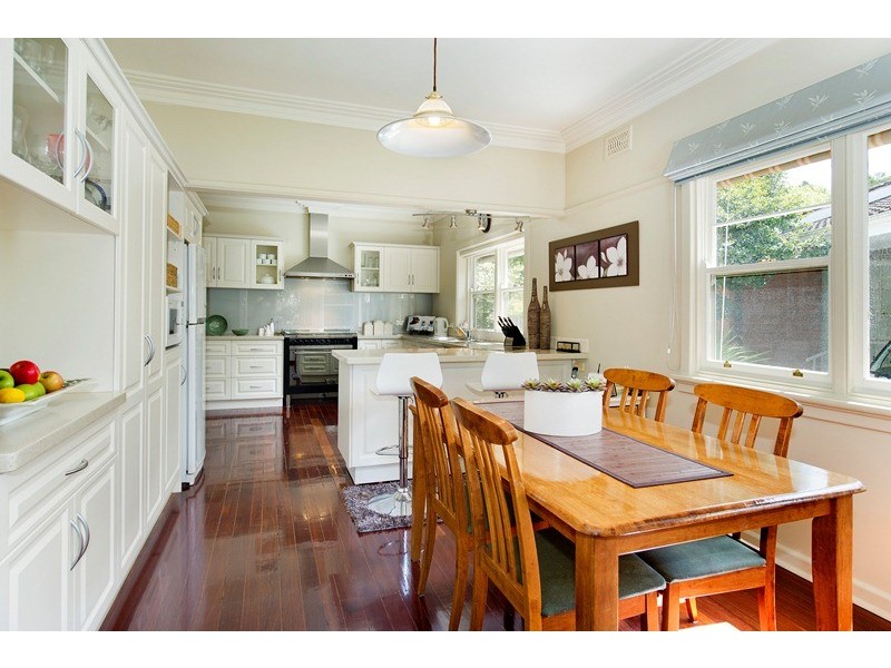 16 Vasey Concourse, Ringwood East VIC 3135