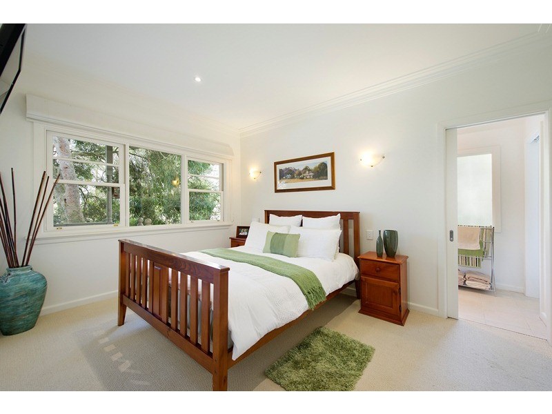 16 Vasey Concourse, Ringwood East VIC 3135