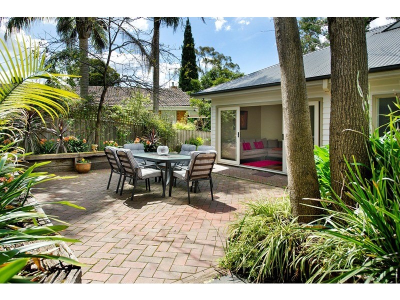 16 Vasey Concourse, Ringwood East VIC 3135