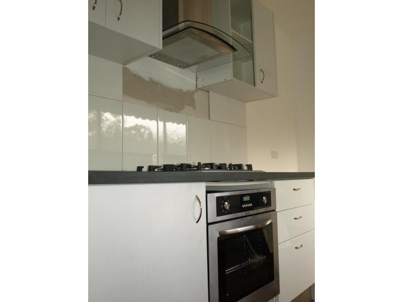 1/6 Malcolm Crt, Croydon North VIC 3136