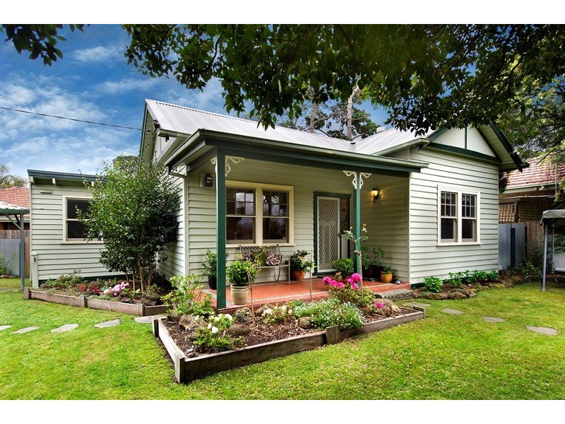 121 Warrandyte Road, Ringwood North VIC 3134