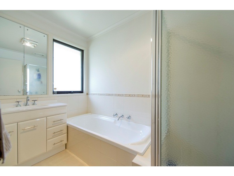 98a Oban Road, Ringwood North VIC 3134