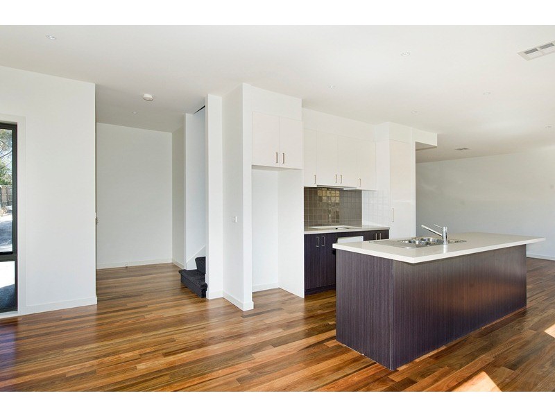 4/128 Oban Road, Ringwood North VIC 3134