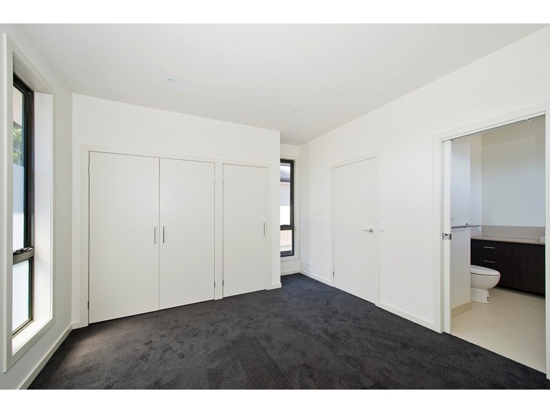 4/128 Oban Road, Ringwood North VIC 3134