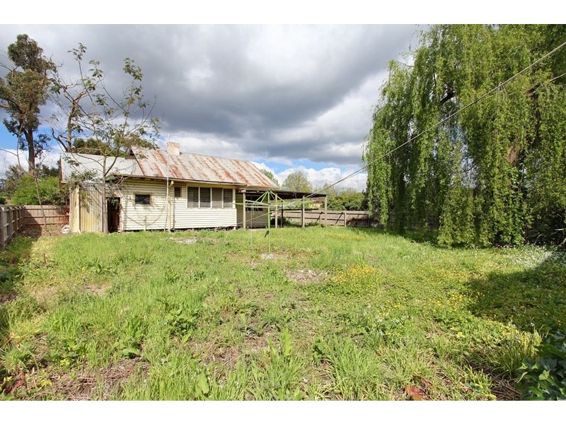 445 Warburton Highway, Seville VIC 3139