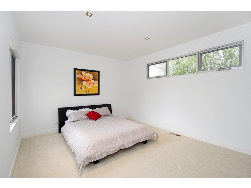 2/27 Junction Street, Ringwood VIC 3134
