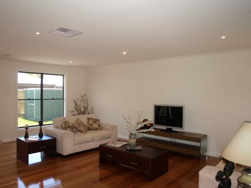 21 Mines Road, Ringwood East VIC 3135