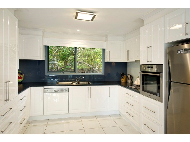 17 Dobell Place, Mooroolbark VIC 3138