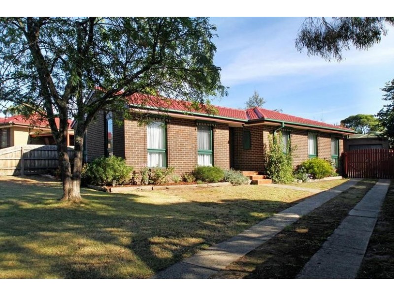 7 Chesney Drive, Ringwood VIC 3134