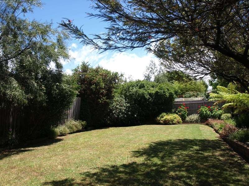 13 Grose Court, Croydon Hills VIC 3136