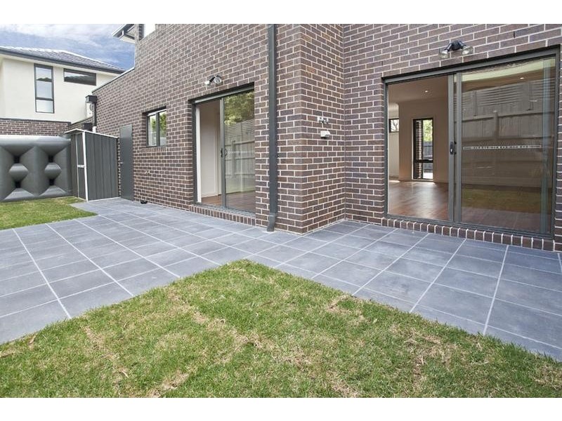 2/128 Oban Road, Ringwood North VIC 3134