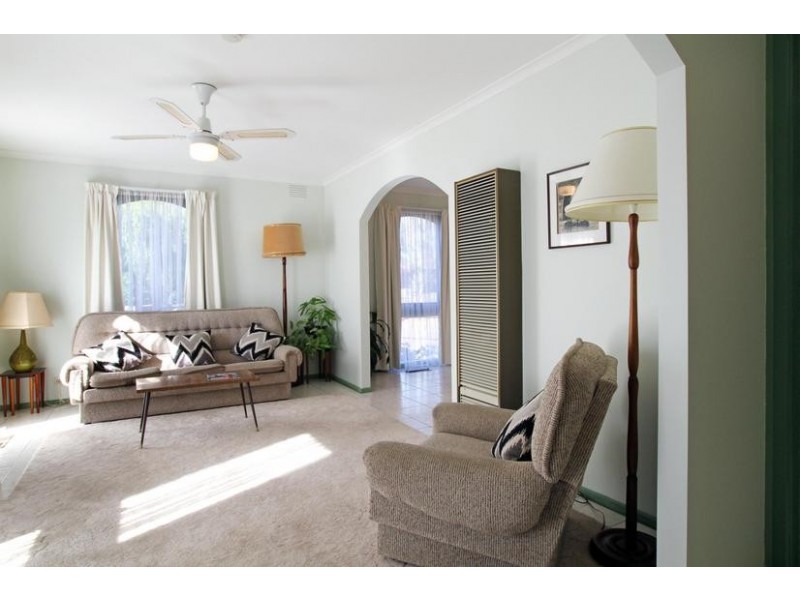 7 Chesney Drive, Ringwood VIC 3134