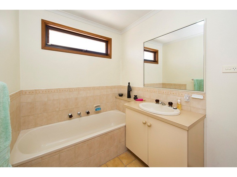 2/7 Pearwood Street, Ringwood VIC 3134