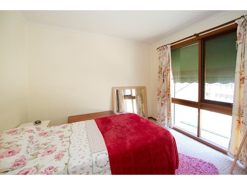 2/7 Pearwood Street, Ringwood VIC 3134