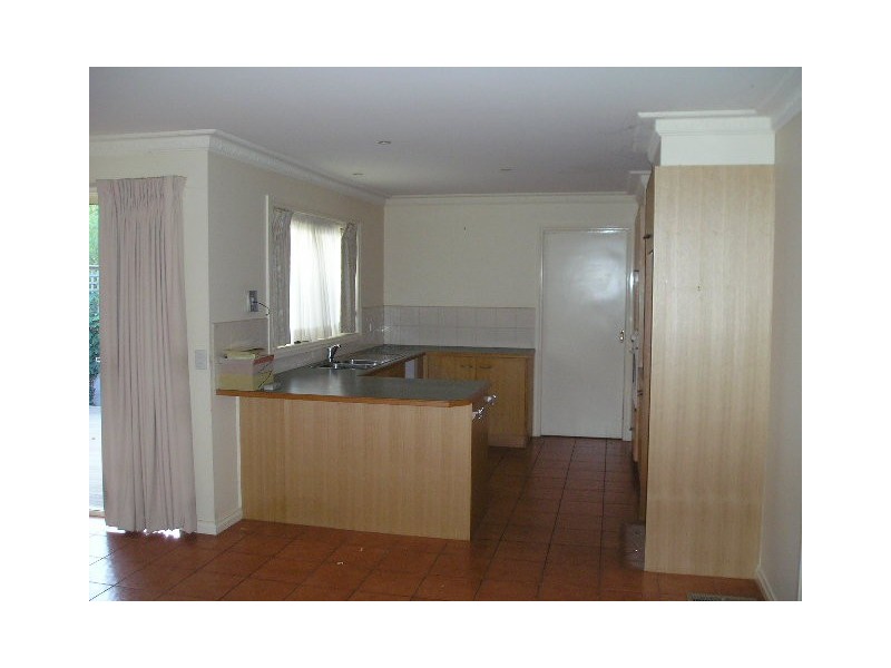 1/1 Tooronga Road, Ringwood East VIC 3135