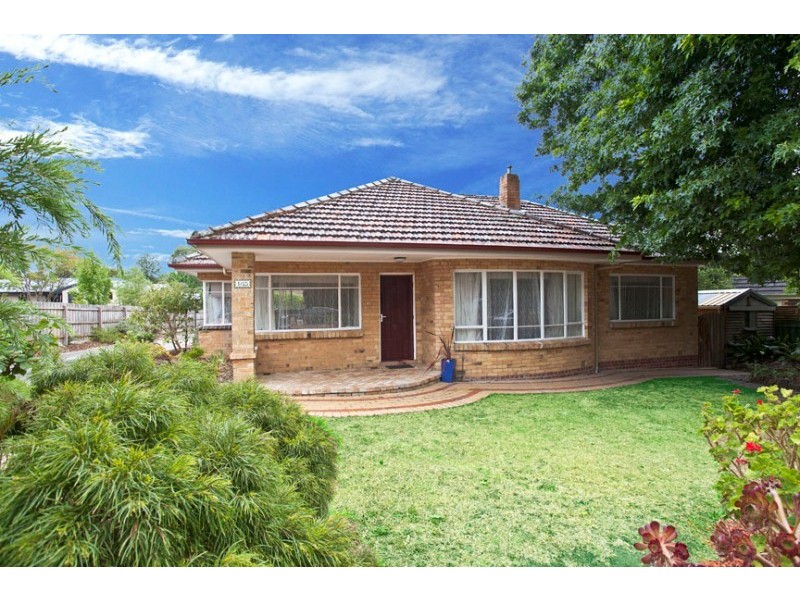 1/25 Railway Avenue, Ringwood East VIC 3135