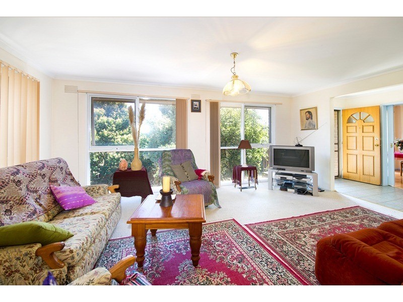 4 Bridle Path, Chirnside Park VIC 3116