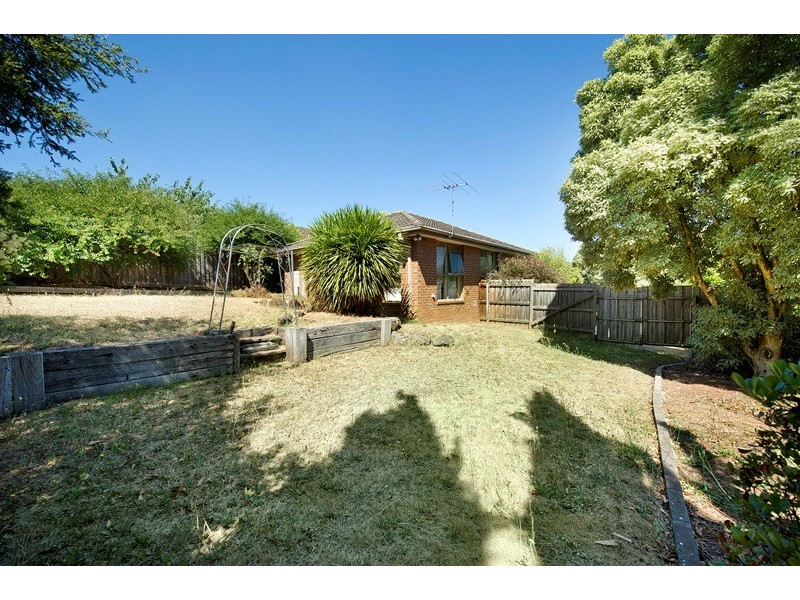 4 Bridle Path, Chirnside Park VIC 3116