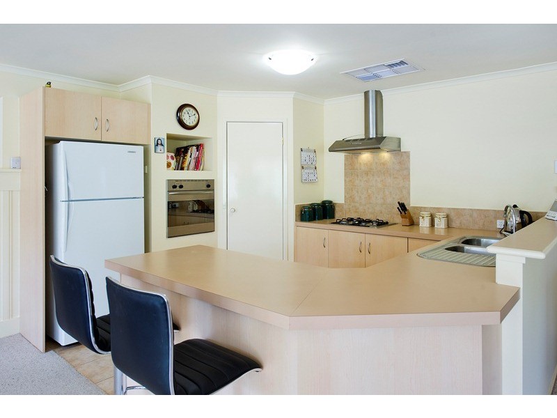 12 Darnley Way, Mooroolbark VIC 3138