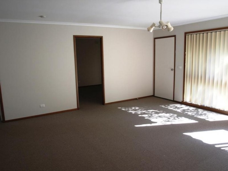 2/18 Andrew Street, Ringwood VIC 3134