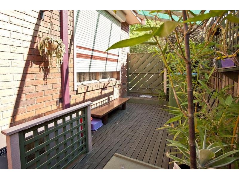 1/1 Wildwood Grove, Ringwood VIC 3134